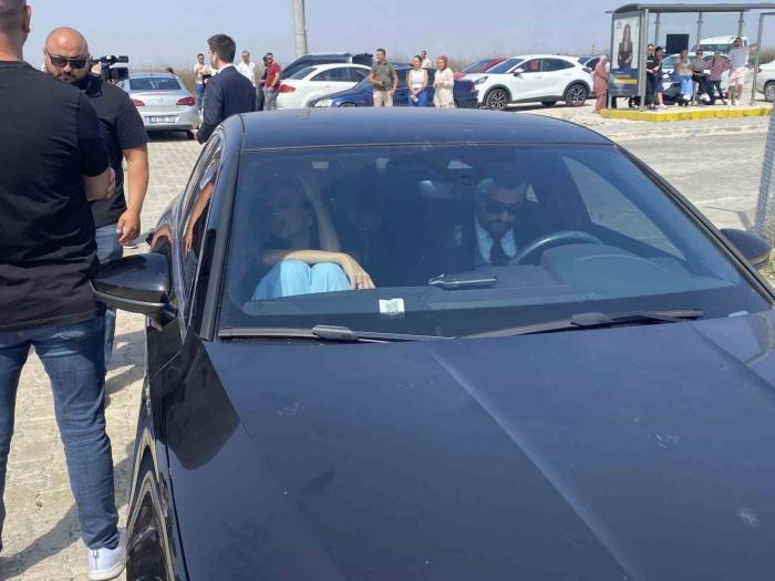 Engin Polat’ın Tahliyesi Sırasında Cezaevi Önü Lüks Araç Galerisine Döndü