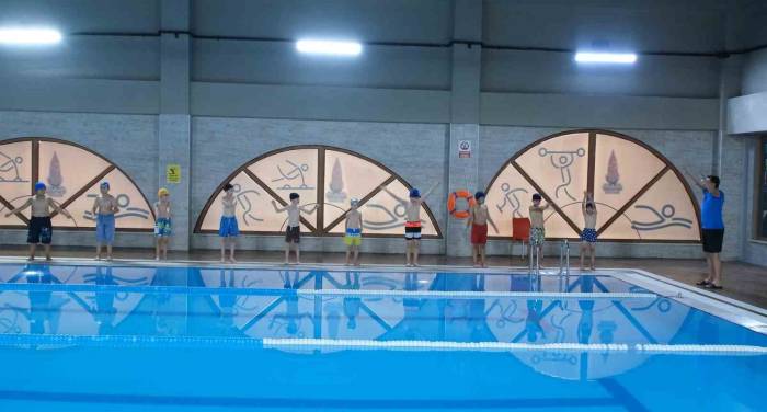 Onikişubat Belediyesi’nin Yaz Yüzme Kursu Şenlik Yarışmaları İle Tamamlanacak