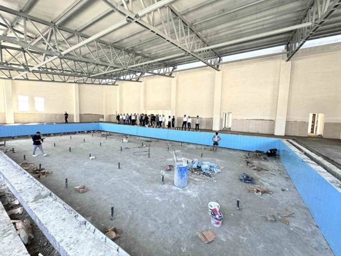 İncirliova Gençlik Merkezi İnşaatı Tüm Hızıyla Sürüyor