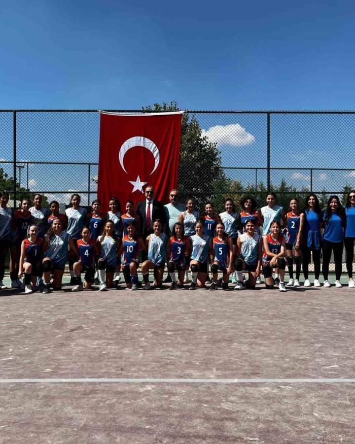 Kütahyalı Sporcular, Eskişehir’de Spor Şenliği’ne Katıldı