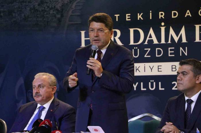 Bakan Tunç’tan, Yeni Anayasa İçin Uzlaşma Çağrısı