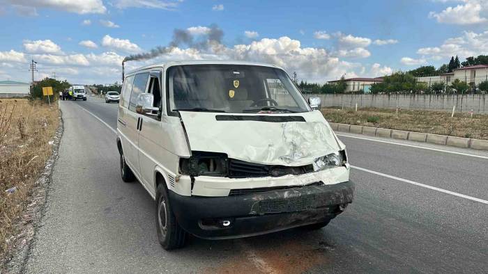 Uşak’ta Feci Kaza: 1 Ölü, 3 Yaralı