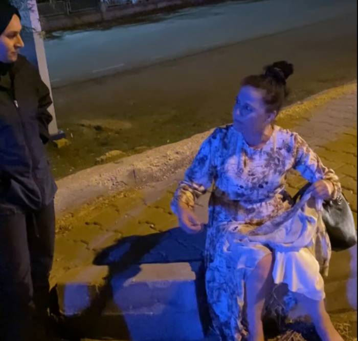 Aksaray’da Polisin Karayolundaki Anne Ve Kızı İle İmtihanı