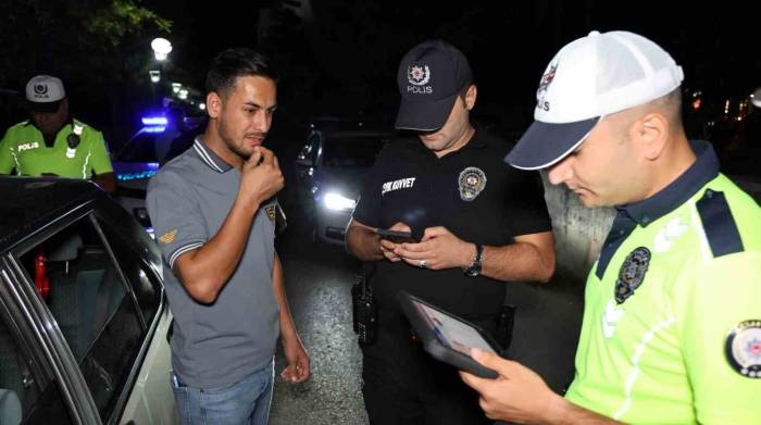 Sigortasız Araçla Yakalanan Ehliyetsiz Sürücü: “Deneme Yaptım Sadece”