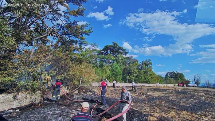 Safranbolu’da Örtü Yangını Söndürüldü