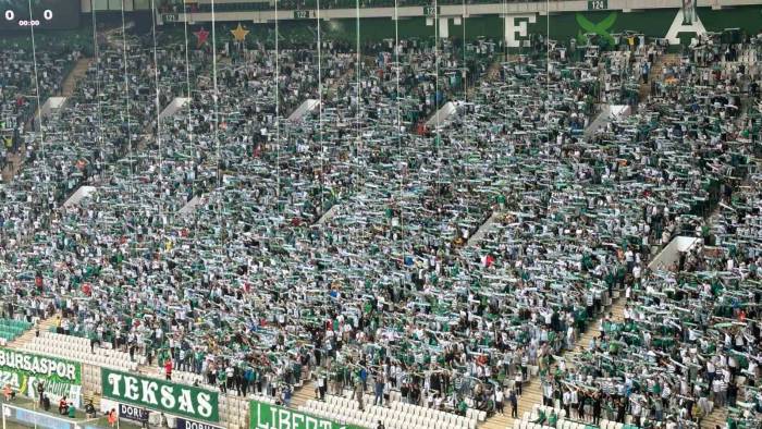 Tff 3. Lig’deki Bursaspor - Tokat Belediye Plevne Spor Maçını 41 Bin Taraftar Takip Etti