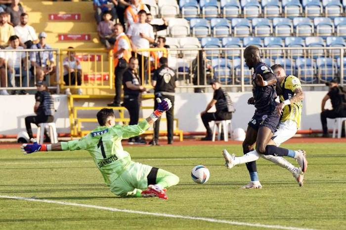 Trendyol Süper Lig: Kasımpaşa: 0 - Fenerbahçe: 2 (Maç Sonucu)