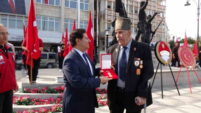 Kıbrıs Savaşı’nda Yaralanan 72 Yaşındaki Gazi: “Bu Halimle Yine Gitmeye Hazırım”