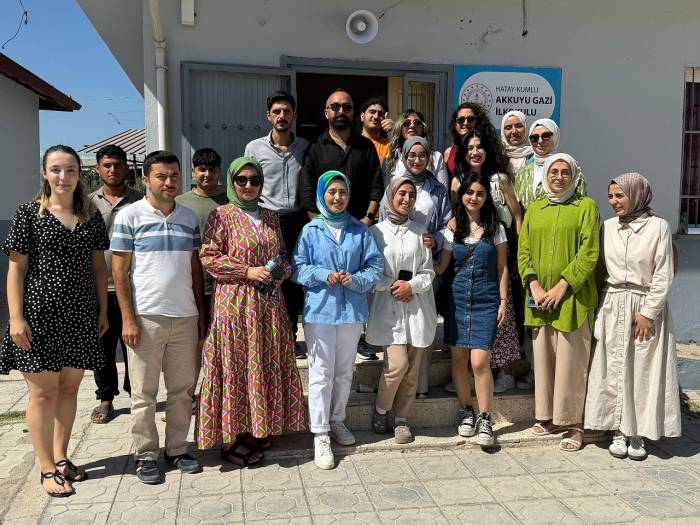 Yakutiye Gençlik Merkezi İle Gülümsediler