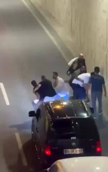 Küçükçekmece’de Derbi Sonrası Taraftar Kavgası