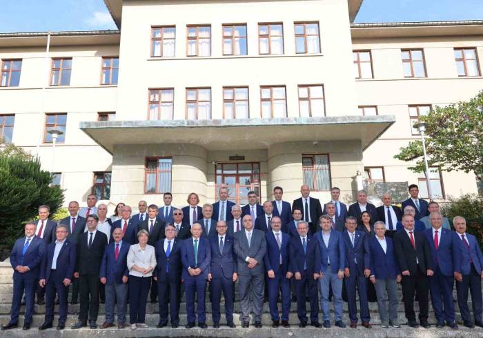 Rektör Hacımüftüoğlu, Üniversite Hastaneleri Birliği Olağanüstü Genel Kurul Toplantısına Katıldı