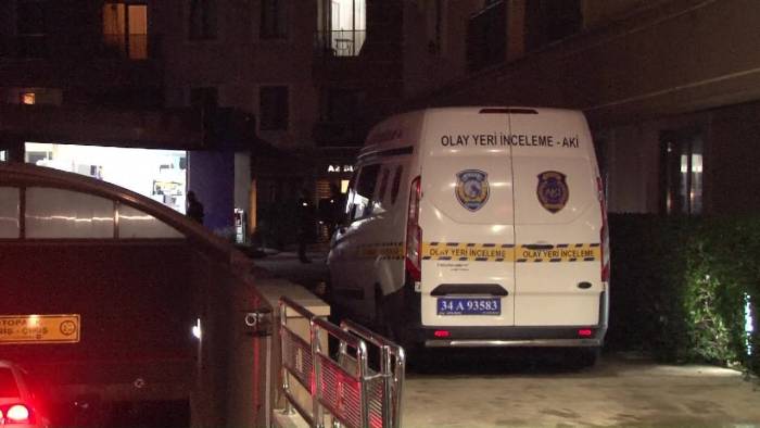 Sosyal Medya Fenomeni Kübra Aykut 5’inci Kattan Atlayarak İntihar Etti