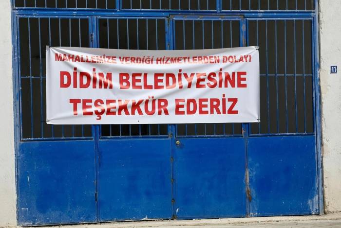 Kendine Teşekkür Ettiren Didim Belediye Başkanı’nın Pankartı Bayağı Bulundu