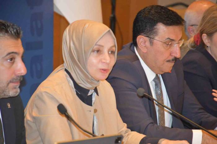 Ak Partili Usta: “ Deprem Bölgelerini Ayağa Kaldırmak İçin Büyük Bir Gayret İçerisindeyiz”