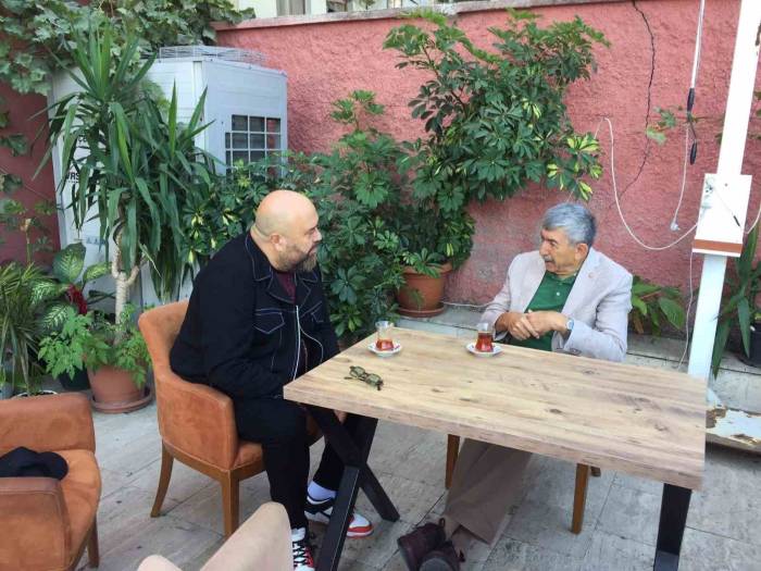 Türk Mutfak Kültürünün Taşıyıcılarından Somer Sivrioğlu ‘Master Şef’ Eskişehir Türk Ocağı’ Nı Ziyaret Etti