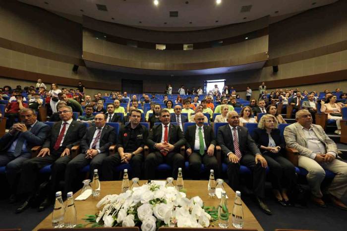 İklim Değişikliği Ve Afetler Konuşuldu