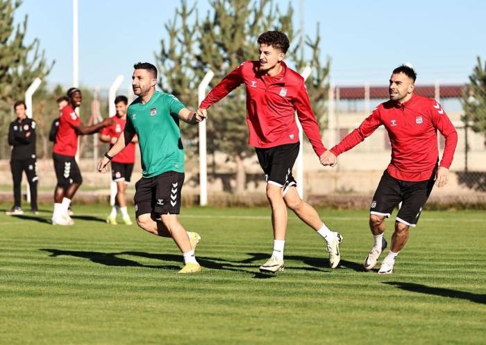 Sivasspor’da Neşeli İdman