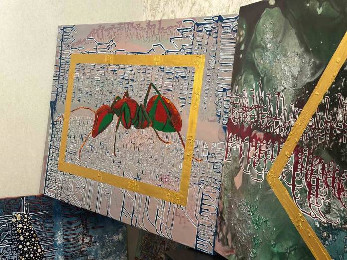 İstanbul’da Ressamdan Anlamlı Proje: Savaşta Yaşamını Yitiren Çocukları Ve Savaş Temasını Yastıklara Çizecek