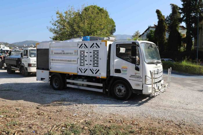 Marmaris Çıldır Mahallesi’nde Temizlik Çalışması Gerçekleştirildi