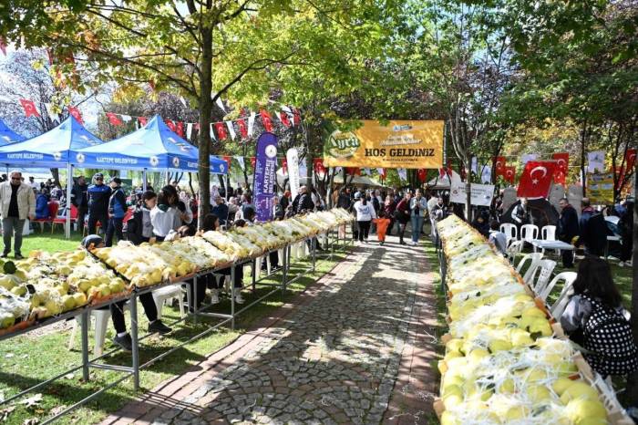 Kartepe’de Ayva Festivali Coşkusu