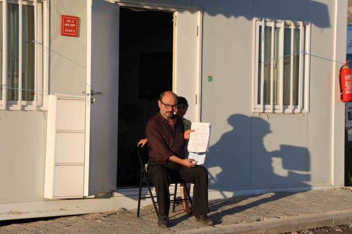 Sazan Sarmalı Yöntemiyle Otomobilini Kaptırdı