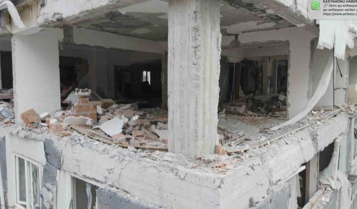 Dron Görüntüleri Doğal Gaz Patlamasının Yaşandığı Binadaki Hasarı Gözler Önüne Serdi