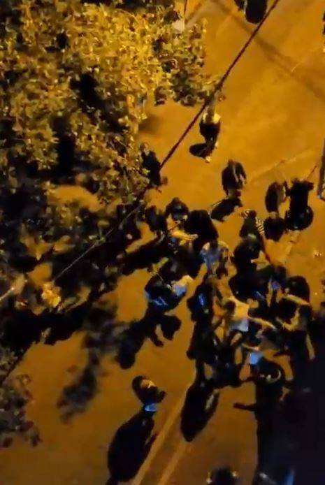 Düğünde İki Aile Arasında Kavga Çıktı, Sokak Savaş Alnına Döndü