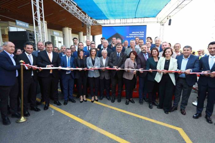 Selçuk İlçe Otogarı 50 Milyon Tl Yatırım Yapılarak, Törenle Hizmete Açıldı