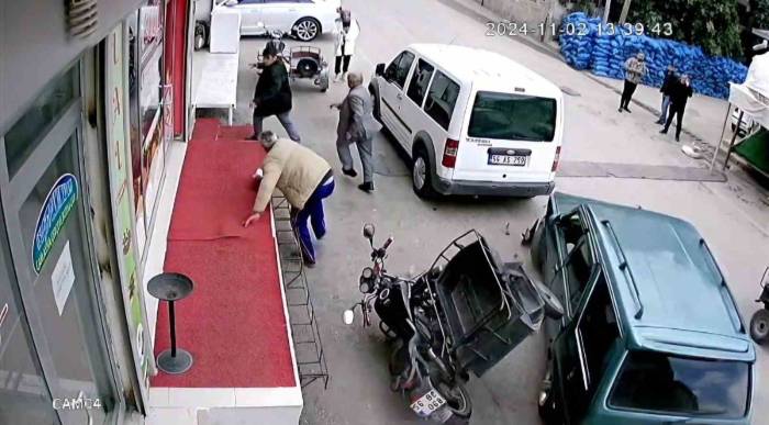 Siirt’te Kontrolden Çıkan Araç Korku Dolu Anlar Yaşattı