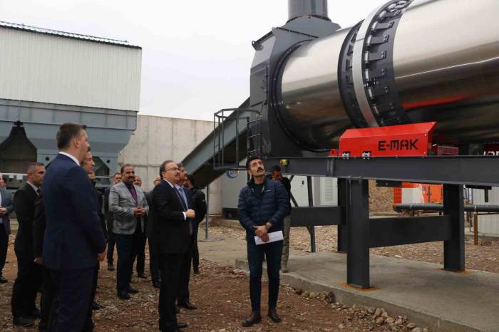 Siirt’te Asfalt Plenti Ve Taş Kırma Tesisi İnşaatı Tamamlanıyor