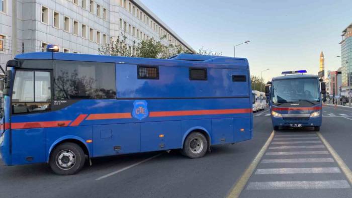 Narin Güran Cinayetinde Tutuklu 4 Sanık Adliyeye Getirildi