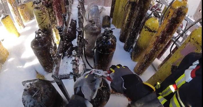 Tüp Dolum Tesisinde Meydana Gelen Patlama Anı Kamerada