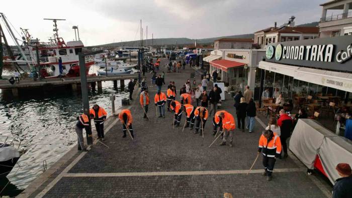 Bu Adada İzmariti Yere Atana Ceza Gelecek