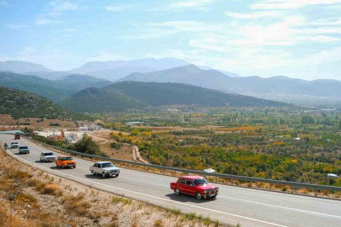 Isparta’da Erkeklerin Sanayi Kokulu ’altın’ Günü