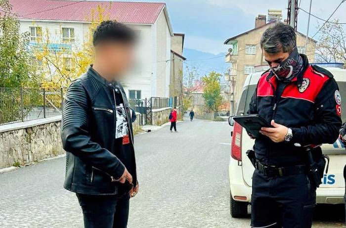 Bitlis’teki Okul Çevrelerinde Sıkı Denetim