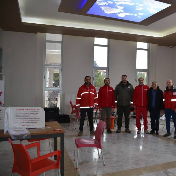 Dkmp Personelleri Kan Bağışı Yaptı