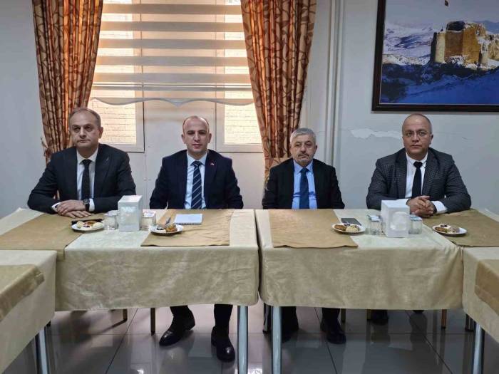 Elazığ’da ‘Yaşama Yol Ver’ Kampanyası Tanıtıldı