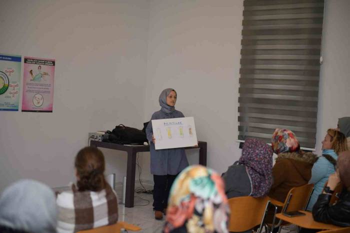 Esenyurt’ta Kadınlara Yönelik Farkındalık Eğitimleri Devam Ediyor