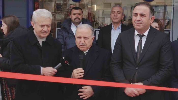 İhlas Mağazaları 170’nci Şubesiyle Büyümeye Devam Ediyor