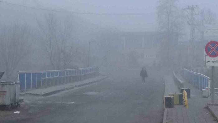 Kars’ta Yoğun Sis Etkili Oldu
