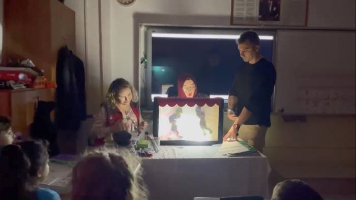 Menteşe’de Sağlıklı Beslenme İçin Hacivat Ve Karagöz Gösterisi Düzenlendi