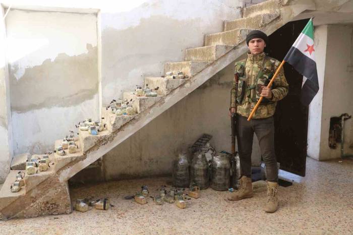 Tel Rıfat’ta Terör Örgütü Pkk/ypg’ye Ait Onlarca Eyp Ele Geçirildi