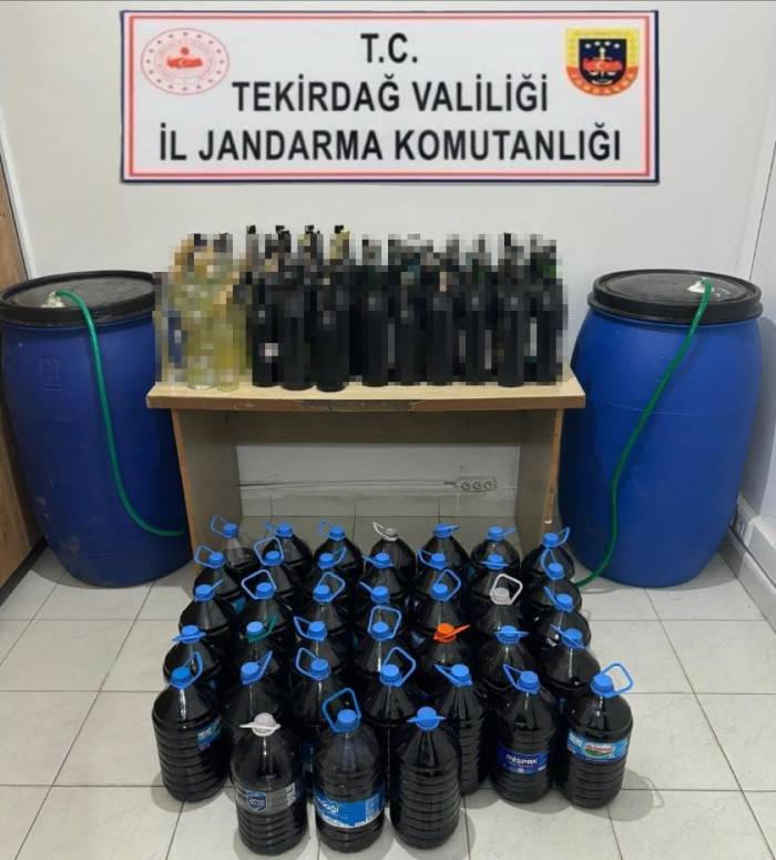 Yılbaşı Öncesi Kaçak İçkiye Darbe: Yaklaşık Bir Ton Ele Geçirildi