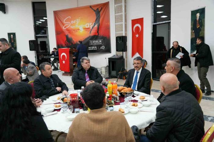 Vali Ali Çelik "sevgi Tüm Engelleri Aşar”