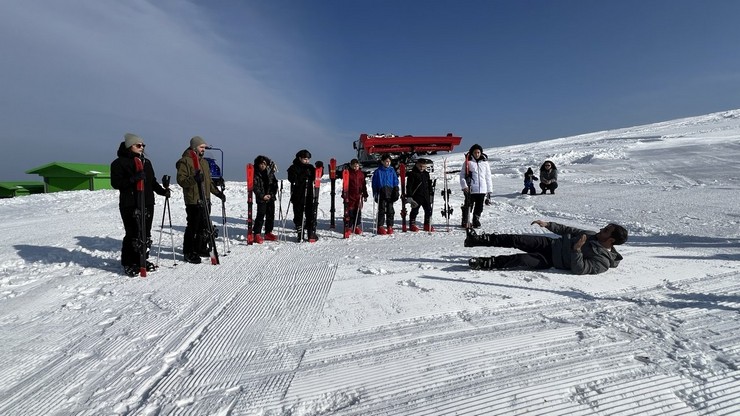 guneysu-kayak-takimi-turkiye-sampiyonasinda-parlamak-icin-ter-dokuyor-3.jpg