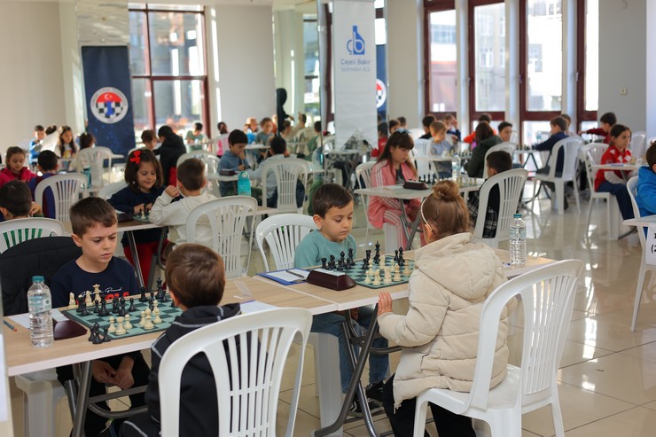 cayeli-bakir-ve-turkiye-satranc-federasyonu-isbirligi-ile-duzenlenen-4-aralik-dunya-madenciler-gunu-satranc-turnuvasi-odulleri-sahiplerini-buldu-1.jpg