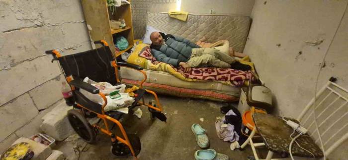 Atak Geçiren Parkinson Hastasının Yardımına Gece Bekçileri Yetişti