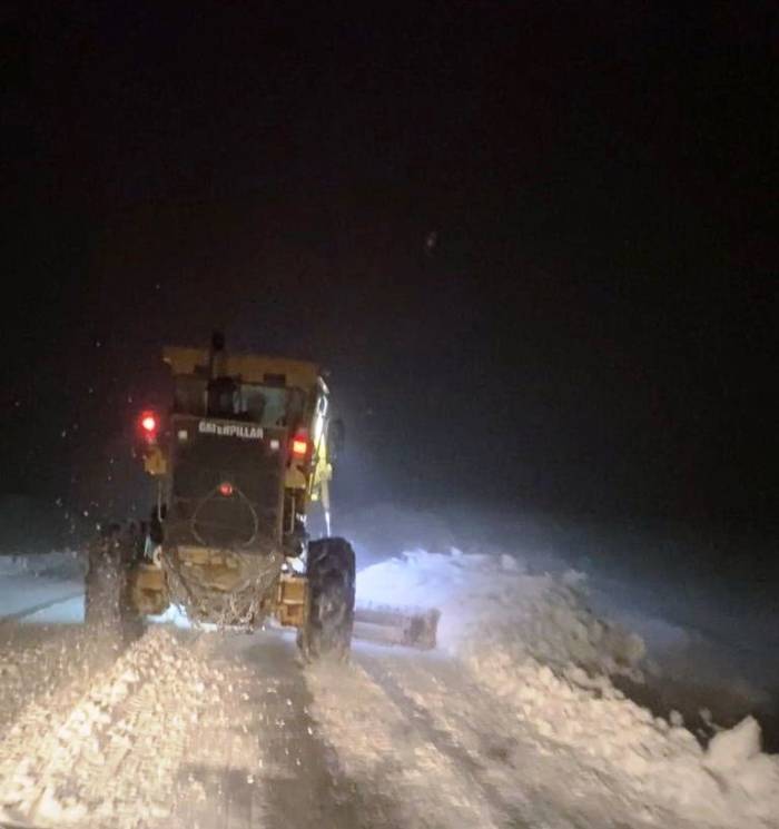 Bulanık’ta 61 Yerleşim Yerinin Yolu Ulaşıma Açıldı