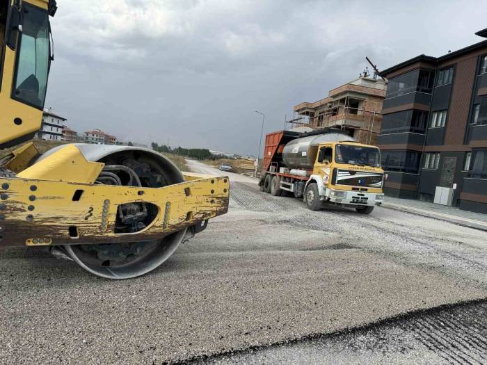 Çorum Belediyesi Bir Yılda 83 Bin Ton Asfalt Serdi