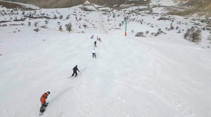 Kop Dağı Kayak Merkezi Sezonu Açtı